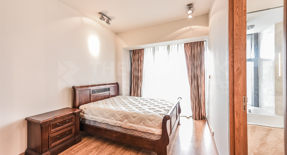 À vendre 2 chambres condo à Sathon, Bangkok