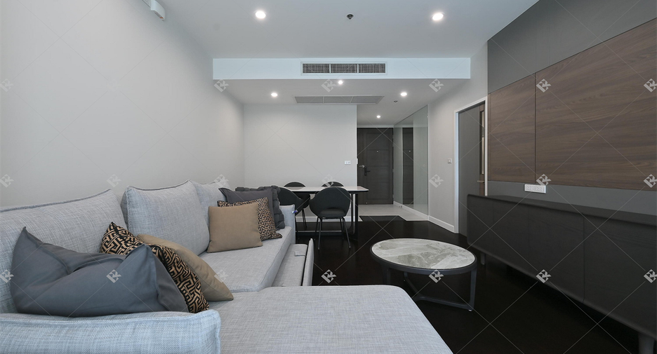 For rent 1 bed condo in Khlong Toei, Bangkok