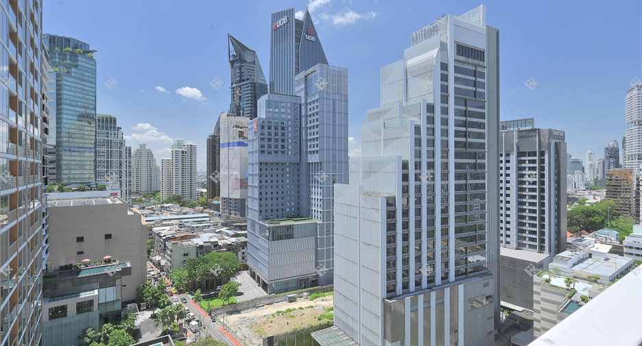 For rent 1 bed condo in Khlong Toei, Bangkok
