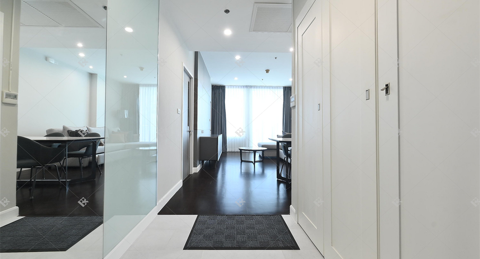 For rent 1 bed condo in Khlong Toei, Bangkok