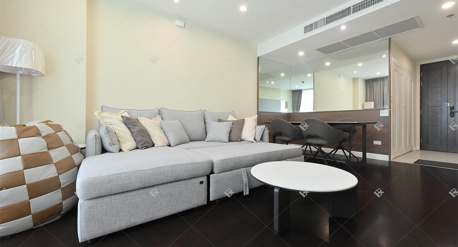 For rent 1 bed condo in Khlong Toei, Bangkok