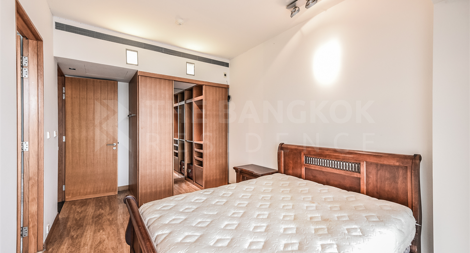 For rent 2 bedrooms condo in Sathon, Bangkok