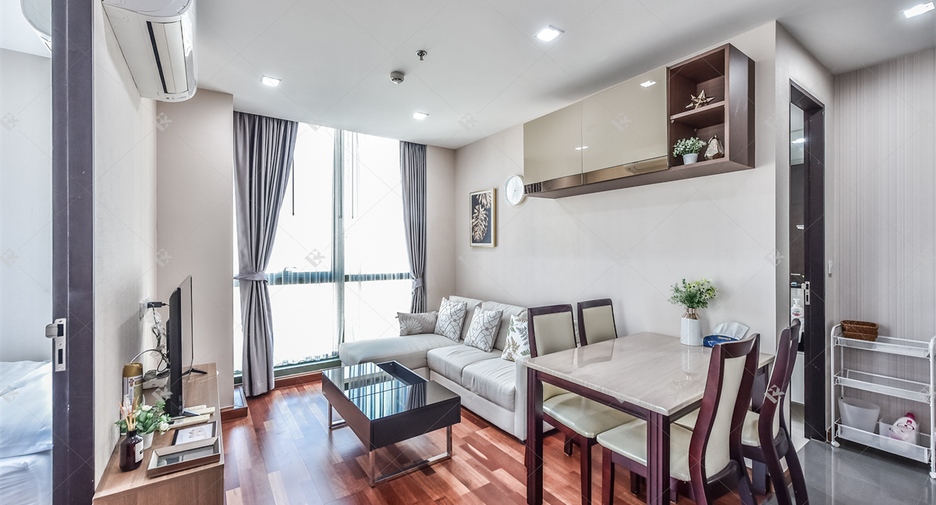 For sale 2 bedrooms condo in Pathum Wan, Bangkok
