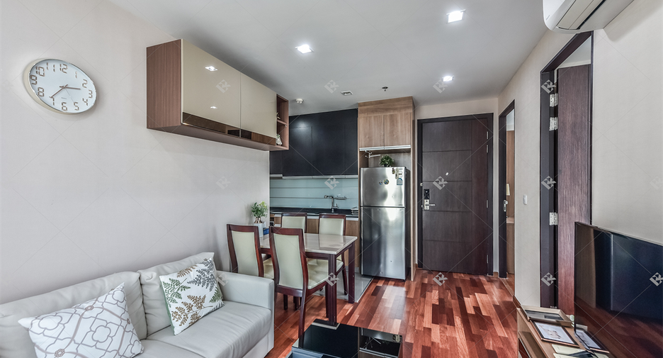 For sale 2 bedrooms condo in Pathum Wan, Bangkok