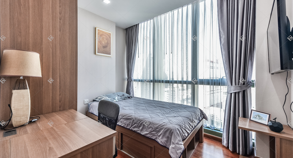 For sale 2 bedrooms condo in Pathum Wan, Bangkok
