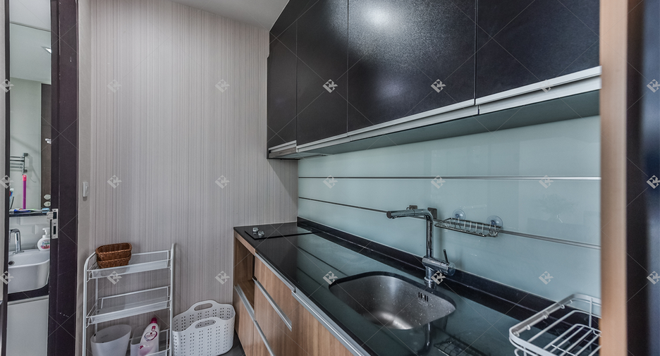 For sale 2 bedrooms condo in Pathum Wan, Bangkok