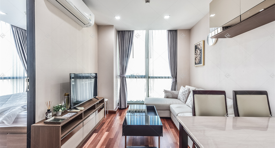 For sale 2 bedrooms condo in Pathum Wan, Bangkok