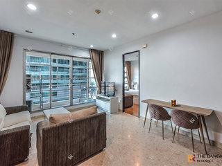For rent 2 bedrooms condo in Ratchathewi, Bangkok