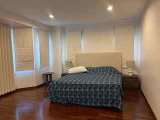 For rent 4 bedrooms townhouse in Yan Nawa, Bangkok