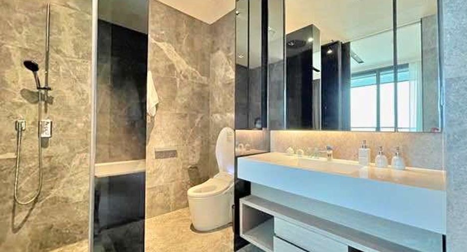 For rent and for sale 1 bed condo in Samphanthawong, Bangkok