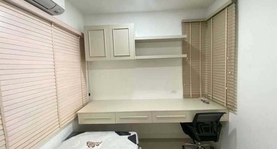 Casa en alquiler de 4 habitaciones en Mueang Samut Prakan, Samut Prakan