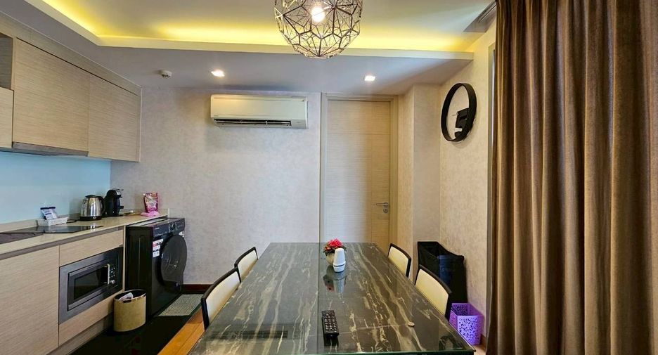 For rent and for sale 1 bed condo in Watthana, Bangkok