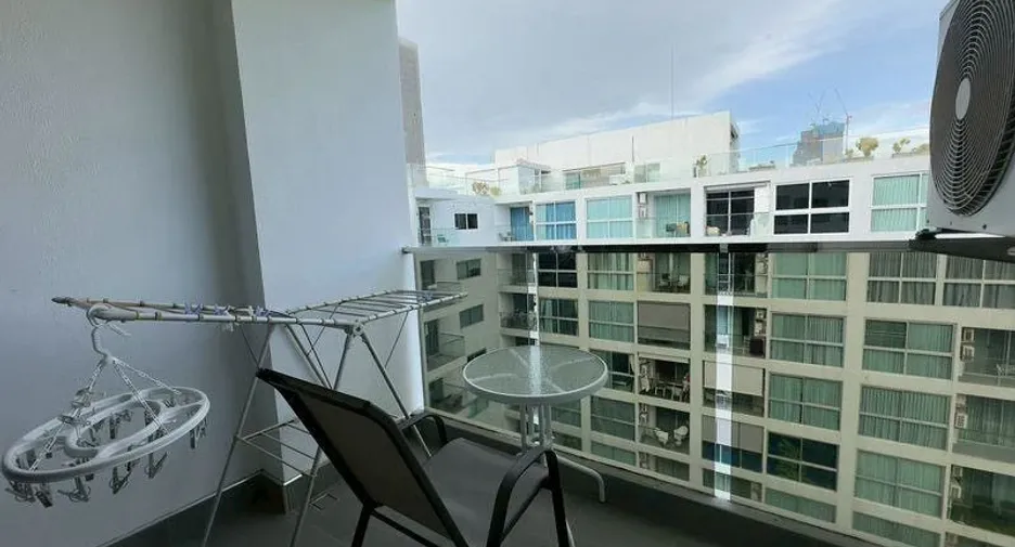 For sale 1 bed condo in Bang Lamung, Chonburi