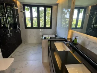 Villa en venta de 6 habitaciones en Bang Lamung, Chonburi