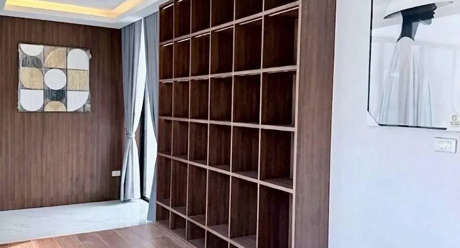 Villa zum Kauf mit 5 Zimmer in Bang Lamung, Chonburi