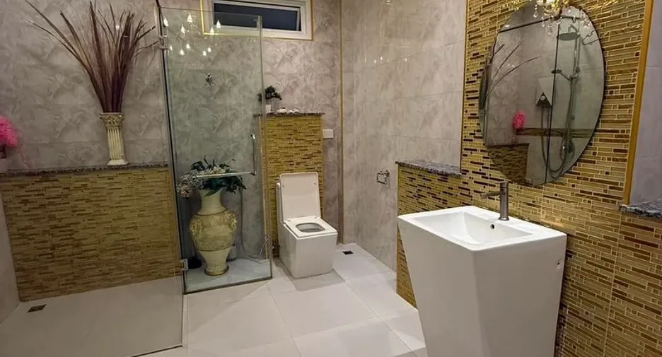 For sale 5 bedrooms villa in Huay Yai, Pattaya