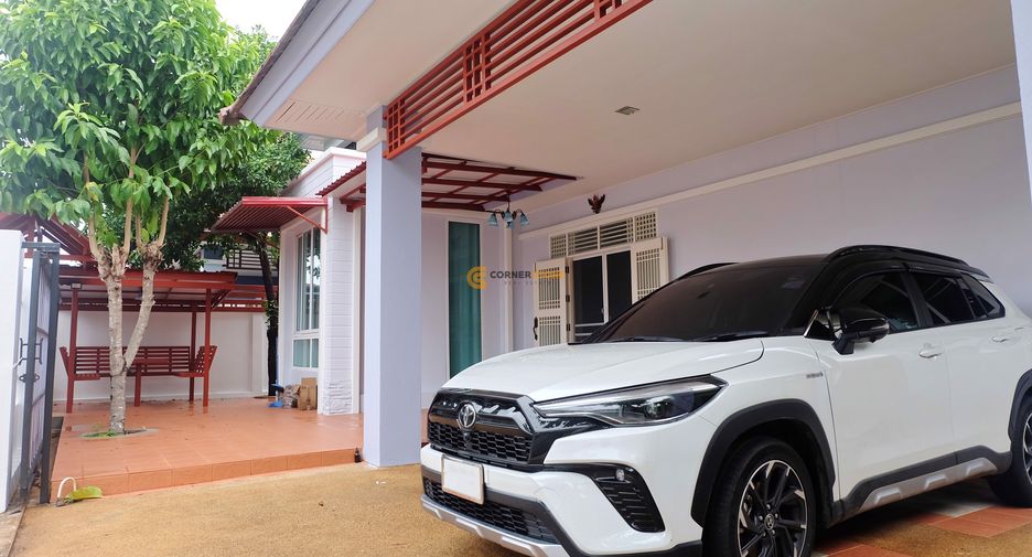 Haus zur Miete mit 3 Zimmer in Bang Lamung, Chonburi