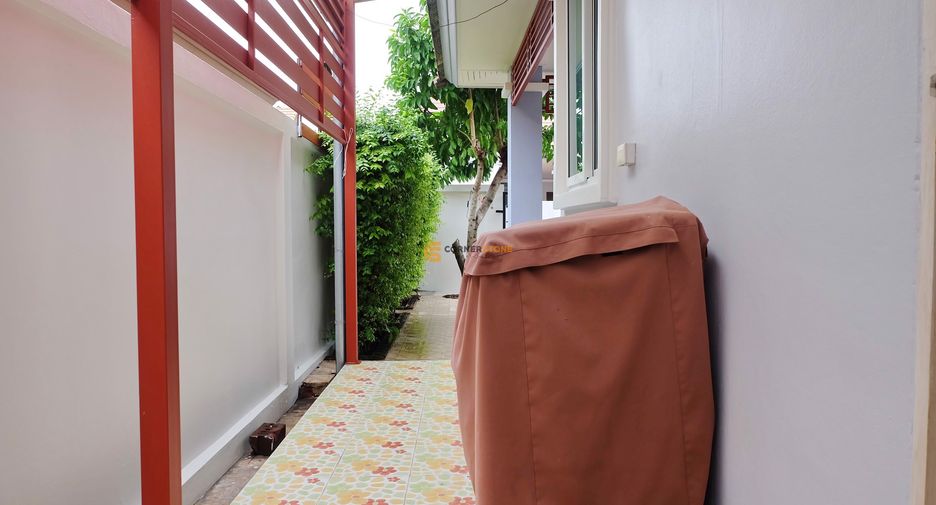 Haus zur Miete mit 3 Zimmer in Bang Lamung, Chonburi