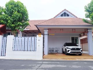 Haus zur Miete mit 3 Zimmer in Bang Lamung, Chonburi