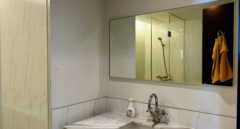 Condo en alquiler de 2 habitaciones en Sathon, Bangkok