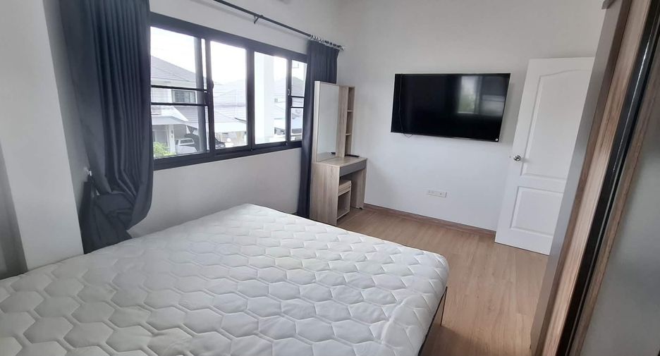 For rent 3 bedrooms house in Saraphi, Chiang Mai