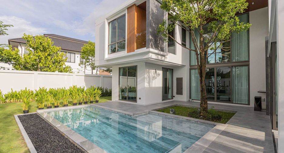 For rent 5 bedrooms house in Mueang Chiang Mai, Chiang Mai