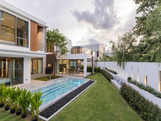 For Rent 5 Bedroom House In Mueang Chiang Mai