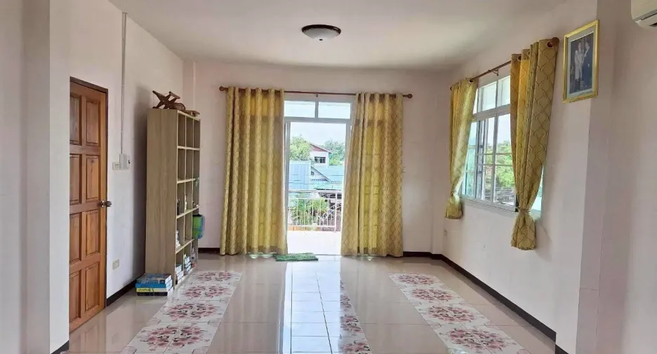 For sale 3 ベッドルーム house in Mueang Ubon Ratchathani, Ubon Ratchathani