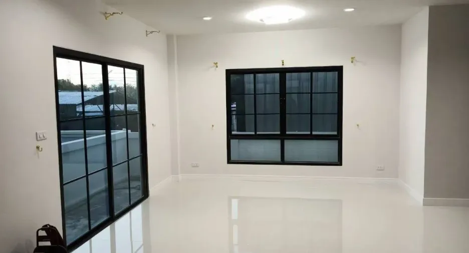 Продажа 4 спальни дом в Mueang Nakhon Ratchasima, Накхон Ратчасима