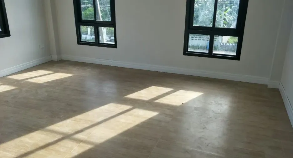 Продажа 4 спальни дом в Mueang Nakhon Ratchasima, Накхон Ратчасима