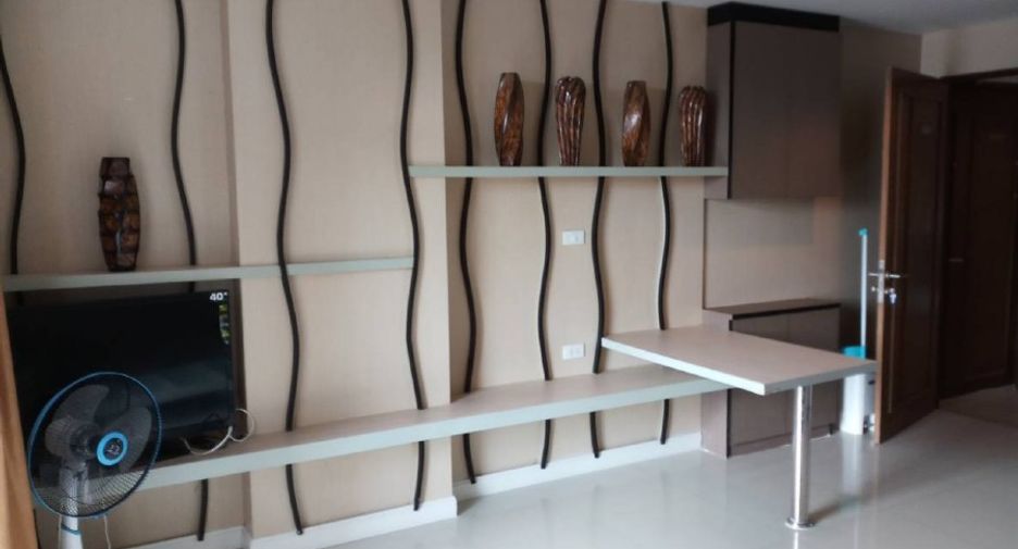 For sale 1 bed condo in Bang Lamung, Chonburi