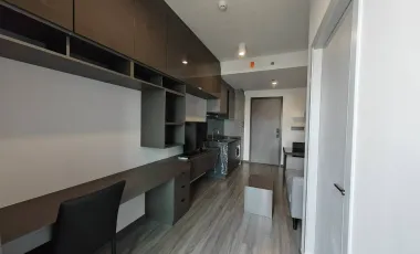 For rent 1 bed condo in Bang Rak, Bangkok
