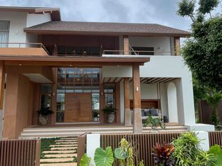 Villa zum Kauf mit 4 Zimmer in Thalang, Phuket