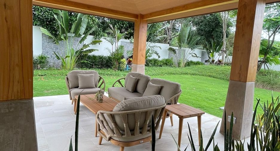 Villa zum Kauf mit 4 Zimmer in Thalang, Phuket