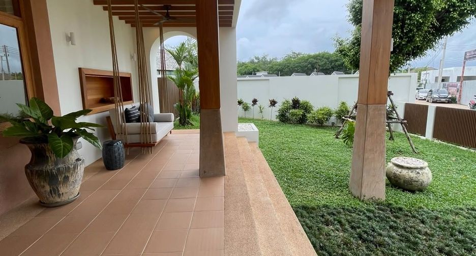 Villa zum Kauf mit 4 Zimmer in Thalang, Phuket