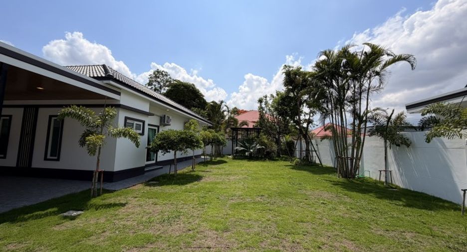 Casa en venta de estudio en Bang Lamung, Chonburi