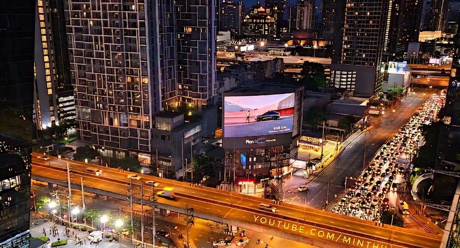 For sale 1 bed condo in Huai Khwang, Bangkok