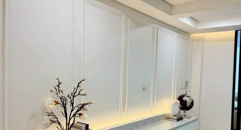 Casa en alquiler de 3 habitaciones en Watthana, Bangkok