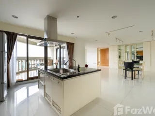 For rent and for sale 2 bedrooms condo in Bang Rak, Bangkok