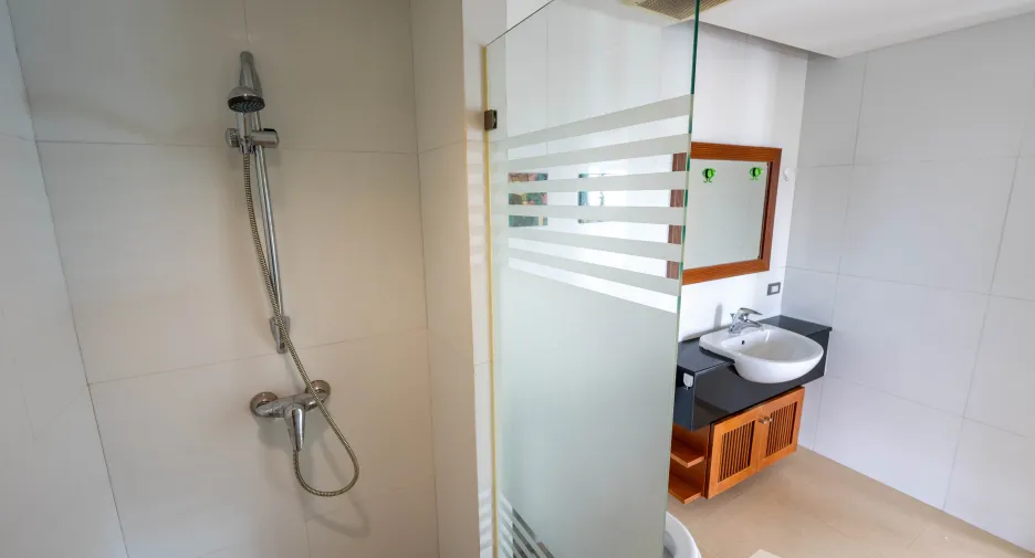 For rent and for sale 2 bedrooms condo in Bang Rak, Bangkok
