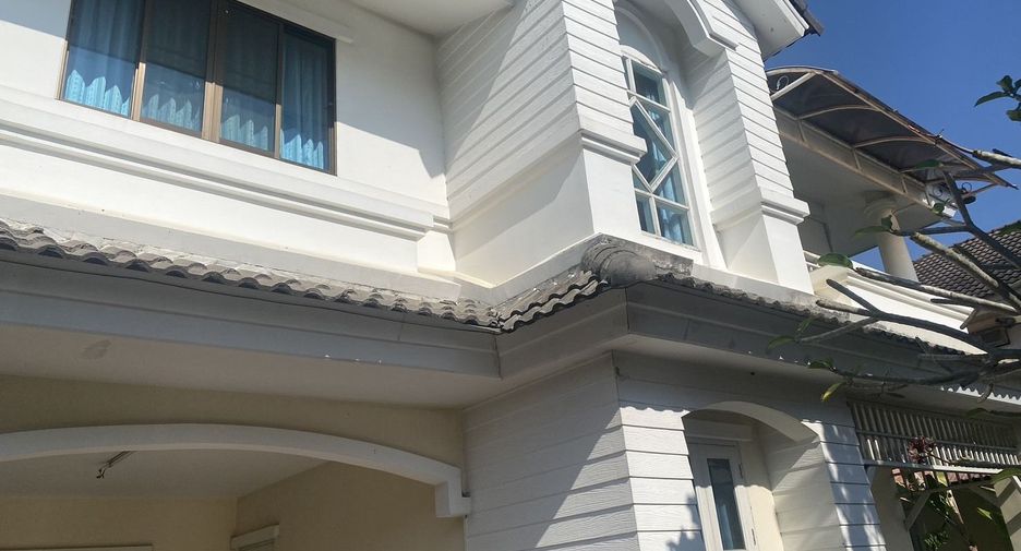 For rent 3 bedrooms house in San Kamphaeng, Chiang Mai