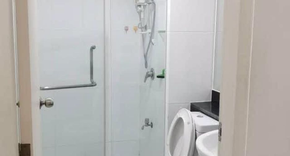 For rent 1 bed condo in Thon Buri, Bangkok