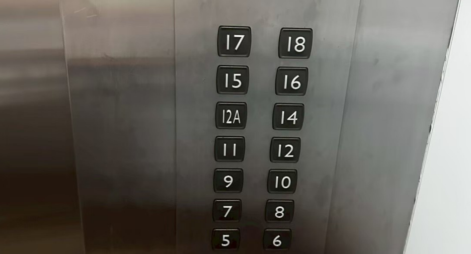 For sale 1 bed condo in Wang Thonglang, Bangkok