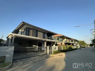Haus zur Miete und zum Kauf mit 4 Zimmer in Lam Luk Ka, Pathum Thani