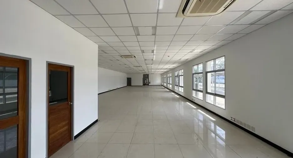For rent warehouse in Bang Sao Thong, Samut Prakan