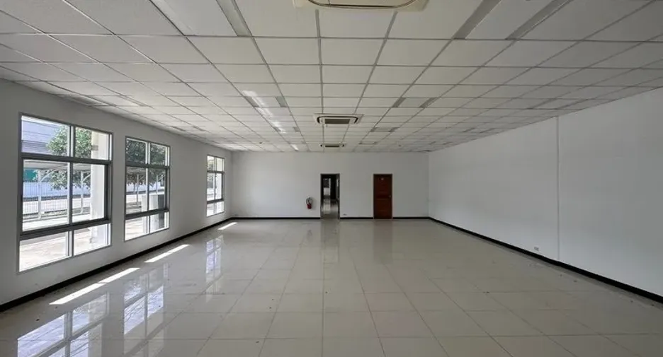 For rent warehouse in Bang Sao Thong, Samut Prakan