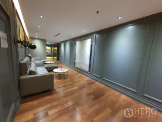 For rent office in Khlong Toei, Bangkok