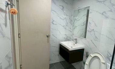 For sale 1 bed condo in Huai Khwang, Bangkok