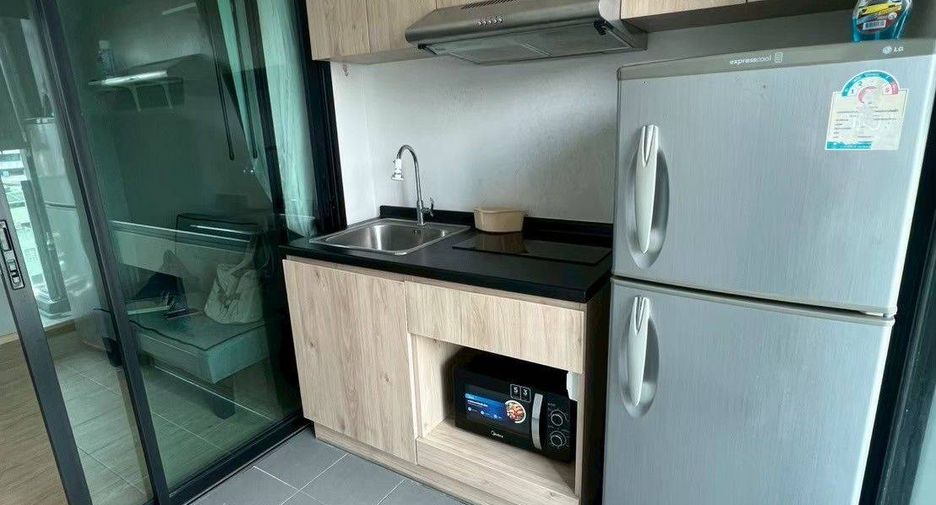 For sale 1 bed condo in Huai Khwang, Bangkok