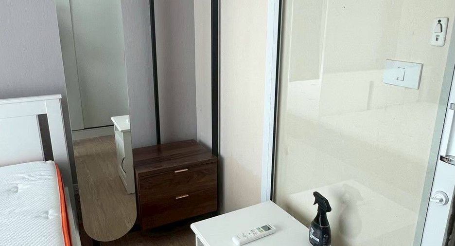For sale 1 bed condo in Huai Khwang, Bangkok